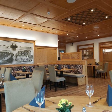 Hotel & Restaurant Engel Herbertingen エクステリア 写真